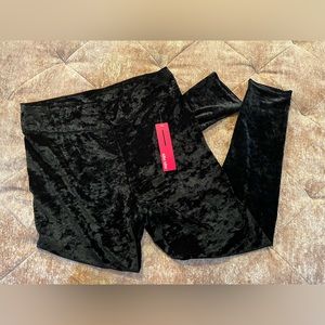 ‼️FINAL PRICE - BRAND NEW - Velvet Leggings - Size 2X
